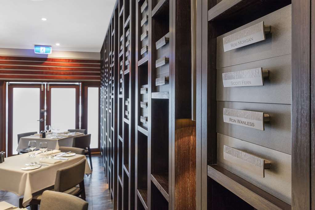The Beetson Hotel Brisbane Restaurante foto Wine lockers at the restaurant